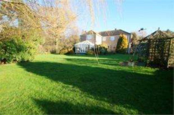 5&nbsp;Bedroom&nbsp;Detached